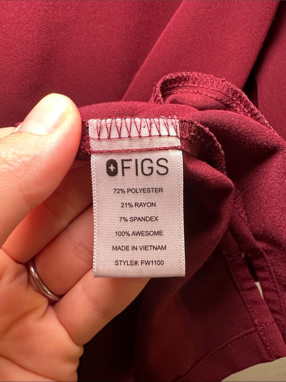 Figs Women’s Casma Scrub Top - Picture 7 of 8